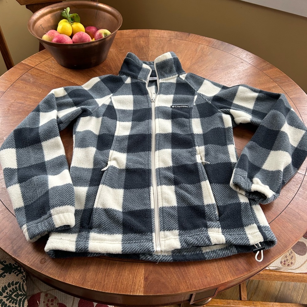 Columbia Black and Cream Checkered Fleece Jacket